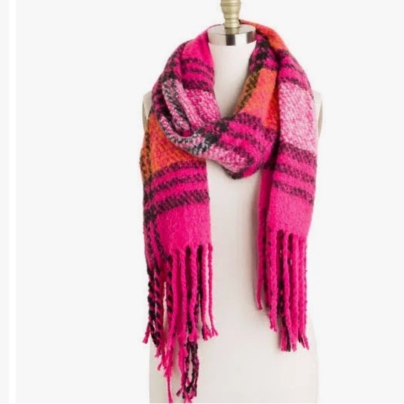 FREE PEOPLE HOMECOMING PLAID BLANKET SCARF - Picture 8 of 12